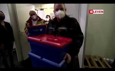 Embedded thumbnail for ဂျာမနီနှင့် အီတလီတို့တွင် ကိုရိုနာဗိုင်းရပ်စ် ကာကွယ်ဆေး စတင်ထိုးနှံ 