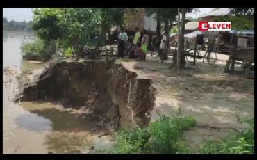 Embedded thumbnail for တောင်ငူမြို့နယ် အလယ်ကျွန်းကျေးရွာအနီး စစ်တောင်းမြစ်ကမ်းပါး ပြိုကျခဲ့