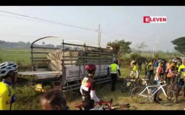 Embedded thumbnail for ပုဂံ Road Race တာဝေးစက်ဘီးစီးပြိုင်ပွဲ ပထမနေ့ ကျင်းပနေစဉ် အတွင်း ဒိုင်တစ်ဦး ယာဉ်တိုက်မှုဖြစ်ကာ သေဆုံး မူကြောင့် ပြိုင်ပွဲ ကို ရပ်နားထား