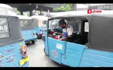 Embedded thumbnail for ကိုရိုနာဗိုင်းရပ်စ်ကူးစက်မှုမြင့်လာသဖြင့် ဂျာကာတာအာဏာပိုင်များက အရေးပေါ်ဆေးရုံ ပြန်ဖွင့်မည် 