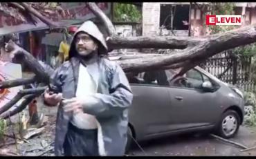 Embedded thumbnail for အိန္ဒိယတွင် ဆိုင်ကလုန်းမုန်တိုင်းဝင်ရောက်မှု ကြောင့် ၂၁ ဦးထက်မနည်း သေဆုံးကာ ၉၀ ကျော် ပျောက်ဆုံးနေ