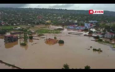 Embedded thumbnail for မိုဇမ်ဘစ်နိုင်ငံတွင် ဆိုင်ကလုန်းမုန်တိုင်း ဝင်ရောက်ပြီးနောက် သေဆုံးသူ ၃၈ ဦးအထိ မြင့်တက်လာ 