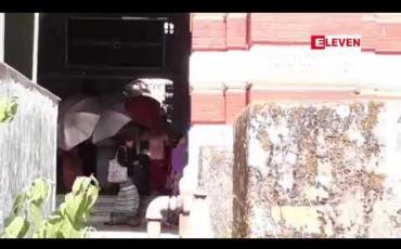 Embedded thumbnail for အဂတိလိုက်စားမှုဥပဒေဖြင့် တရားစွဲဆိုခံထားရသည့် ဦးဟန်ထူးပါ ၅ ဦးအမှုတွင် ဥပဒေအရာရှိ ဦးသိန်းဇော်ထံ ဒုခရိုင်ဥပဒေအရာရှိနှင့် သားကြီး၏ဖခင်တို့က ငွေကျပ်သိန်း ၃၀ ပေးရန် လာရောက်ခဲ့ကြောင်း တရားလိုထွက်ဆို