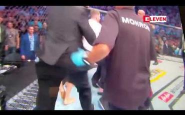 Embedded thumbnail for အောက်တိုဘာလအတွင်း ထိုးသတ်ခဲ့သည့် UFC ပွဲအပြီးတွင် ခိုက်ရန်ဖြစ်ပွားခဲ့သော မက်ဂရီဂေါ်နှင့် ခါဘစ်တို့ ကာလရှည်ပွဲပယ်ပြစ်ဒဏ်ချမှတ်ခံရ