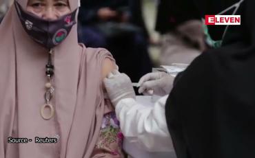 Embedded thumbnail for ကမ္ဘာတစ်ဝန်းတွင် ကူးစက်မြန် ဒယ်လ်တာမျိုးကွဲ ဗိုင်းရပ်စ် ပျံံ့ နှံ့နေသဖြင့် အရှေ့တောင်အာရှ အပါအဝင် အာရှဒေသတွင် ကိုရိုနာဗိုင်းရပ်စ် ကူးစက်မှုများ မြင့်တတ်