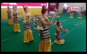 Embedded thumbnail for မွန်ပြည်နယ်၏ တည်ငြိမ်အေးချမ်းမှုကို အမိအရဆုပ်ကိုင်လျက် လာမည့်၁၀ နှစ်အတွင်း တိုးတက်သည့် ပြည်နယ်အဖြစ်ဆောင်ရွက်နိုင်ကြစေရန် ပြည်နယ်နေ့အခမ်းအနားတွင် နိုင်ငံတော်သမ္မတ သဝဏ်လွှာပေးပို့