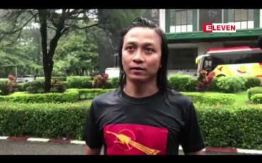 Embedded thumbnail for 7 July ချီတက်လမ်းလျှောက်ရာတွင် ပါဝင်ခဲ့သော သမဂ္ဂကျောင်းသားရှစ်ဦး တရားစွဲဆိုခံထားရခြင်းကို ဆန့်ကျင်ကြောင်း ရန်ကုန်တက္ကသိုလ်အတွင်း လှုပ်ရှားမှုပြုလုပ်