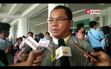 Embedded thumbnail for အာရှဖိတ်ခေါ်ပိုက်ကျော်ခြင်းပြိုင်ပွဲတွင် ငွေတံဆိပ်ဆု နှစ်ခုရရှိခဲ့သည့် မြန်မာပိုက်ကျော်ခြင်းအဖွဲ့အား မန္တလေးအပြည်ပြည်ဆိုင်ရာလေဆိပ်တွင် ဂုဏ်ပြုကြိုဆို