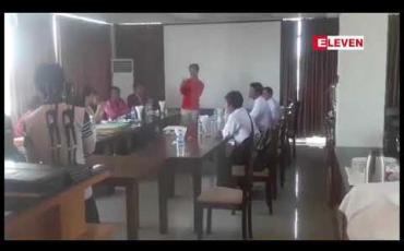 Embedded thumbnail for ဗိုလ်ချုပ်ကြေးရုပ်ထားရှိမှုနှင့် ပတ်သက်ပြီး ညှိနှိုင်းဆွေးနွေးရန်  ကရင်နီပြည် ပြည်သူများ ကိုယ်စားပြု ညှိနှိုင်းရေးကော်မတီနှင့် ကြေးရုပ် ဖြစ်မြောက်ရေး ကော်မတီတို့ တွေ့ဆုံ 