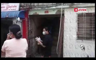Embedded thumbnail for စမ်းချောင်းမြို့နယ်တွင် နေအိမ်အတွင်းသေဆုံးပြီး ပုပ်ပွနေသည့် အသက်ရဝကျော်ခန့် အဖွားအိုတစ်ဦး၏ ရုပ်အလောင်းတွေ့ရှိ 