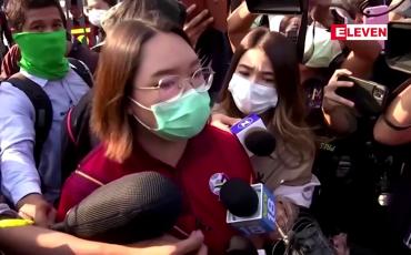Embedded thumbnail for အယုံအကြည်မရှိအဆိုကို ထိုင်းဝန်ကြီးချုပ် ပရာယွတ်ချန်အိုချာ ကျော်လွှားခဲ့ပြီးနောက် ဆန္ဒပြသူများ စုရုံး