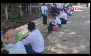 Embedded thumbnail for တောင်ငူတွင် ကြိုတင်မဲကောက်ယူရာ၌ ဆန္ဒမဲလက်မှတ်ထည့်မည့် စာအိတ်များ မလုံလောက်၍ ခက်ခဲနေဟုဆို 