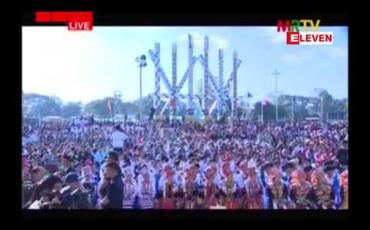 Embedded thumbnail for ပြည်တွင်းငြိမ်းချမ်းရေးသာရခဲ့ပါက အပြောင်းအလဲများကို တစ်နှစ်အတွင်း သိသိသာသာမြင်ရလိမ့်မည်ဟု နိုင်ငံတော်၏ အတိုင်ပင်ခံပုဂ္ဂိုလ် ဒေါ်အောင်ဆန်းစုကြည် ပြောကြား