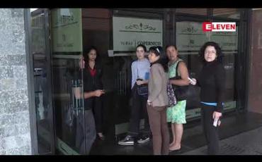 Embedded thumbnail for ဗင်နီဇွဲလားနိုင်ငံ၏ ပြည်နယ် ၂၃ ခုအနက် ၁၅ ခုအထိ ထိခိုက်စေခဲ့သည့် ဓာတ်အားပြတ်တောက်မှုကြီး ဖြစ်ပွားခဲ့ 