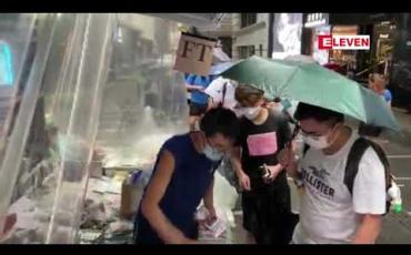 Embedded thumbnail for Apple Daily ပိတ်သိမ်းမှုကြောင့် သတင်းသမား ၇၀၀ အပါအဝင် ဝန်ထမ်း ၁,၀၀၀ အလုပ်လက်မဲ့ဖြစ်သွား