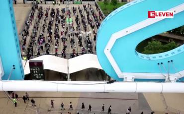 Embedded thumbnail for လန်ဒန်မြို့ခံ ဘောလုံးကလပ်များက ဘောလုံးကွင်းများကို ကာကွယ်ဆေးထိုးပေးသည့် နေရာများအဖြစ် ပြောင်းလဲ