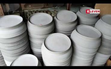 Embedded thumbnail for အင်းဝတွင် ရိုးရာလက်မှုသပိတ်လုပ်ငန်းလုံးဝရပ်ဆိုင်းသွားပြီဖြစ်ပြီး စက်ရိုက်သပိတ်လုပ်ငန်းများ ပြောင်းလဲ လုပ်ကိုင်လာ 