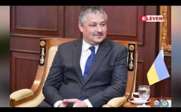 Embedded thumbnail for ထိုင်းနိုင်ငံဆိုင်ရာ ယူကရိန်းသံအမတ် နှလုံးဖောက်ပြီး သေဆုံး 