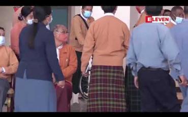 Embedded thumbnail for ၂၀၂၀ ရွေးကောက်ပွဲတွင် တစ်သီးပုဂ္ဂလနှင့် အခြားပါတီ၏ ကိုယ်စားလှယ်လောင်းအဖြစ် ယှဉ်ပြိုင်သည့်သူများကို ပါတီဝင်အဖြစ်မှ ထုတ်ပယ်ကြောင်း NLD ပါတီ ကြေညာ