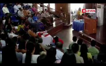 Embedded thumbnail for မန္တလေးတက္ကသိုလ်တွင် ပထမဆုံးအကြိမ် မြန်မာ့ရိုးရာဗိသုကာနှင့် အပြောက်အမွှန်းဒီဇိုင်းလက်ရာများလေ့လာခြင်းသင်တန်း      ဖွင့်လှစ်သင်ကြား (ရုပ်သံ)