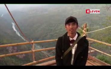 Embedded thumbnail for နောင်ချိုမြို့အနီးရှိ တိမ်ပင်လယ်သို့ လာရောက်လည်ပတ်သူများပြားလာသဖြင့် ရွက်ဖျင်တဲများစွာ ထပ်မံဝယ်ယူထားရကြောင်းသိရ 
