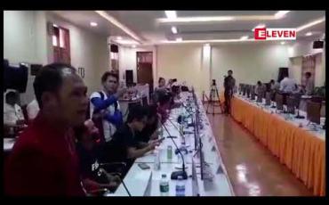 Embedded thumbnail for ဗိုလ်ချုပ်အောင်ဆန်းကြေးရုပ်တုကိုမရွှေ့ပြောင်းနိုင်ဟု ဝန်ကြီးချုပ်ပြောကြားမှုကြောင့် ကယားပြည်နယ်အစိုးရနှင့် ကရင်နီလူငယ်အင်အားစုတို့ ညှိနှိုင်းပွဲပျက်