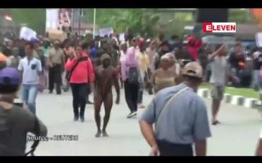 Embedded thumbnail for ဆူပူမှုဖြစ်နေသည့်ပါပူအာပြည်နယ်သို့ နိုင်ငံခြားသားများသွားရောက်လည်ပတ်မှုကို အင်ဒိုနီးရှားအာဏာပိုင်များ ကန့်သတ်မည်