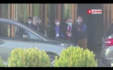 Embedded thumbnail for COVID-19 ဖြစ်ပွားမှုကို တရုတ်က ဖွင့်ဟမပြောမီကတည်းက ဝူဟန်ဓာတ်ခွဲခန်းမှ သုတေသီအချို့ ဆေးရုံကုသမှုခံယူခဲ့ဟု Wall Street ဂျာနယ်ဖော်ပြ