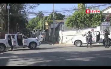 Embedded thumbnail for ဟေတီသမ္မတ လုပ်ကြံခံခဲ့ရပြီး ကြေးစားတိုက်ခိုက်ရေးသမားလေးဦးကို သုတ်သင်ခဲ့ပြီး နှစ်ဦးကို ဖမ်းမိ