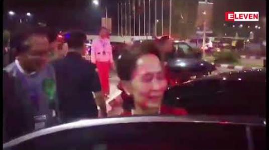 Embedded thumbnail for နိုင်ငံတော်၏ အတိုင်ပင်ခံပုဂ္ဂိုလ် လိုက်ပါလာသည့် ယာဉ်တန်းကို ဦးစားမပေးဘဲ အနှောင့်အယှက်ဖြစ်အောင် မောင်းနှင်ခဲ့သည့် ကိုယ်ပိုင်ကား ယာဉ်မောင်းအမျိုးသားအား ပုဒ်မ ၃ ခုဖြင့် အမှုဖွင့်ထားပြီး အာမခံပေးထား