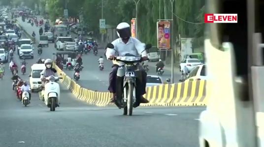 Embedded thumbnail for ကိုဗစ်လူနာများ နေအိမ်တွင် ကုသမှုခံယူနိုင်အောင် စီစဉ်ပေးရန် ကမေ ္ဘာဒီးယား ဝန်ကြီးချုပ်ညွှန်ကြား