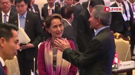 Embedded thumbnail for အာဆီယံ အစည်းအဝေးပွဲများ၏ အပိတ်အစည်းအဝေး ဖြစ်သည့် အာဆီယံ ခေါင်းဆောင်များ၏ Retreat အစည်းအဝေးတွင် ရခိုင်အရေးကိစ္စအချို့ကို ဆွေးနွေးခဲ့