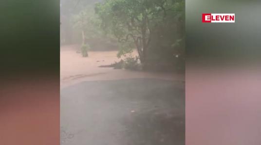 Embedded thumbnail for ဟာဝိုင်ယီ ပြည်နယ်ရှိ ကျွန်းတစ်ကျွန်းတွင် ဆည်ကျိုးပေါက်မှု ဖြစ်ပွား