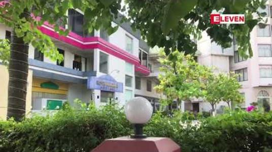 Embedded thumbnail for မန္တလေးမြို့ရှိ Hotel Mandalay မှ ဝန်ထမ်းအမျိုးသမီး ၄ ဦးတွင် Covid 19 ရောဂါပိုးတွေ့ရှိခဲ့၍ ဝန်ထမ်း ၅၆ ဦးကို ဟိုတယ်တွင် Quarantine ပြုလုပ် 