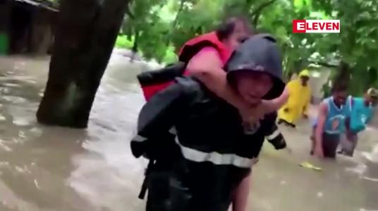 Embedded thumbnail for မုတ်သုံမိုးကြောင့် ဖိလစ်ပိုင်ရှိ ပြည်နယ်များနှင့်မြို့များတွင် ရေလွှမ်းမိုးမှုဖြစ်ပေါ်လျက်ရှိကာ ဒေသခံထောင်ပေါင်းများစွာကို နေရာရွှေ့ပြောင်းထားရ